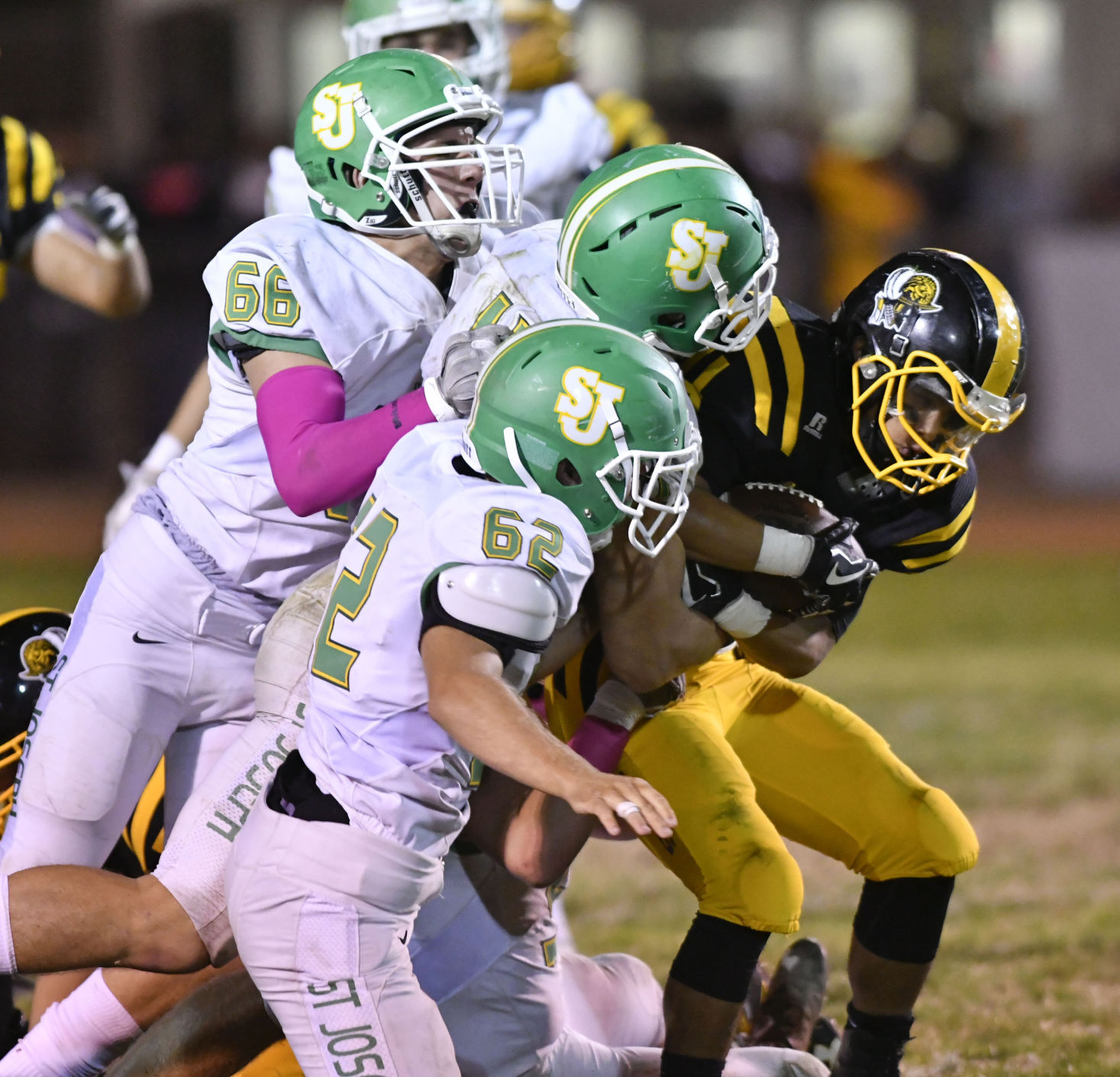 100617 SJ Cabrillo football 17.jpg